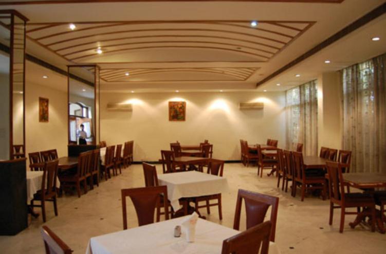 قاليور Hotel Sita Manor المظهر الخارجي الصورة