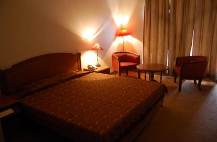 قاليور Hotel Sita Manor المظهر الخارجي الصورة